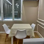 Seaside Modern Apartman *